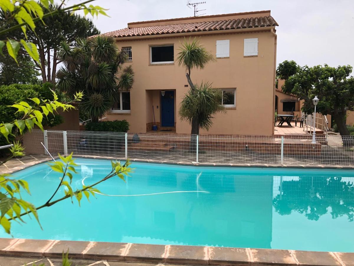 Belle Villa Avec Piscine Sainte-Marie-la-Mer Exteriér fotografie